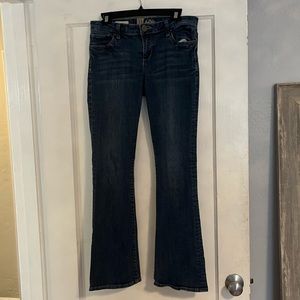 Kut From the Kloth Low Rise Baby Bootcut Jeans